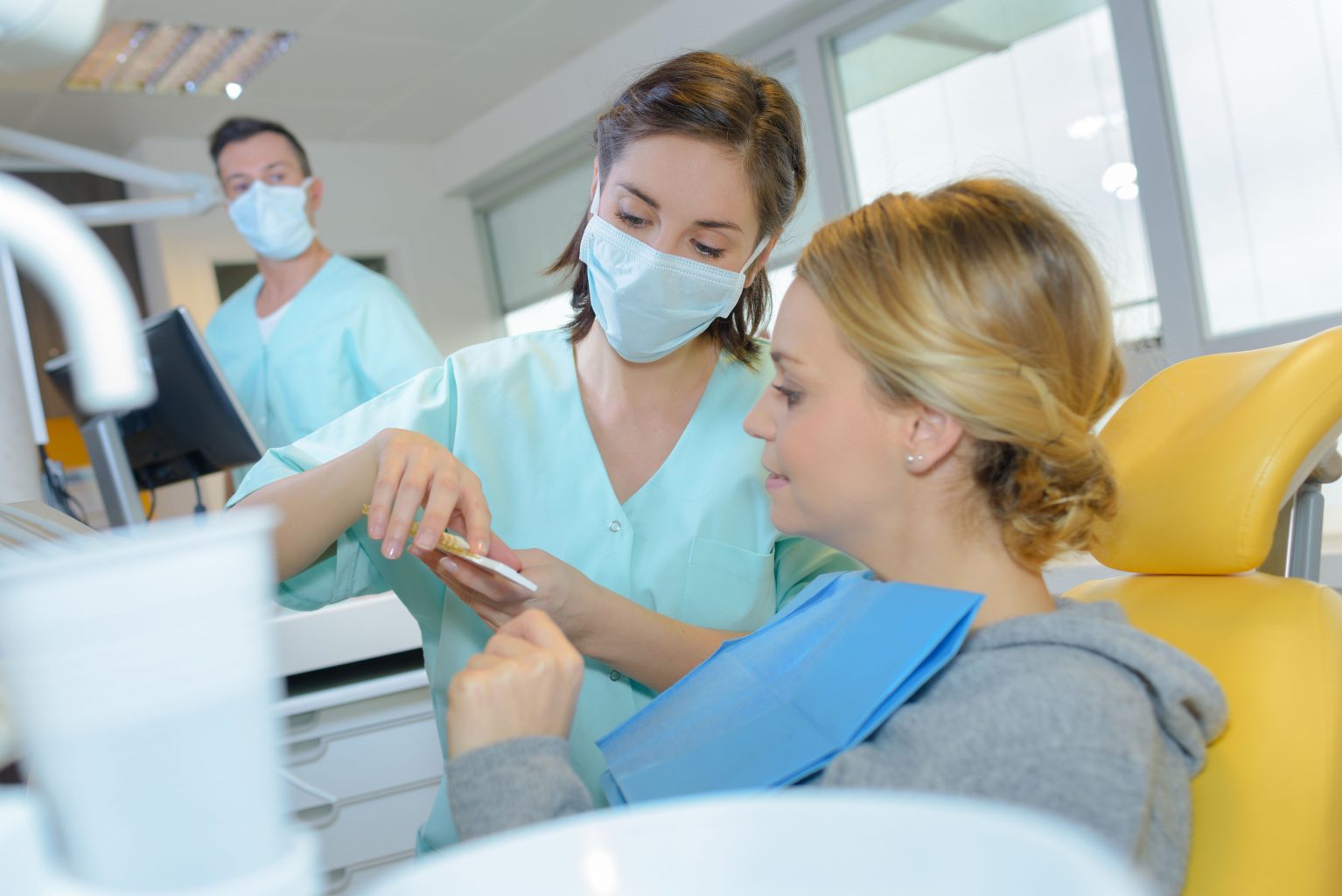 Choosing the Right Dentist for Your Dental Crown Procedure